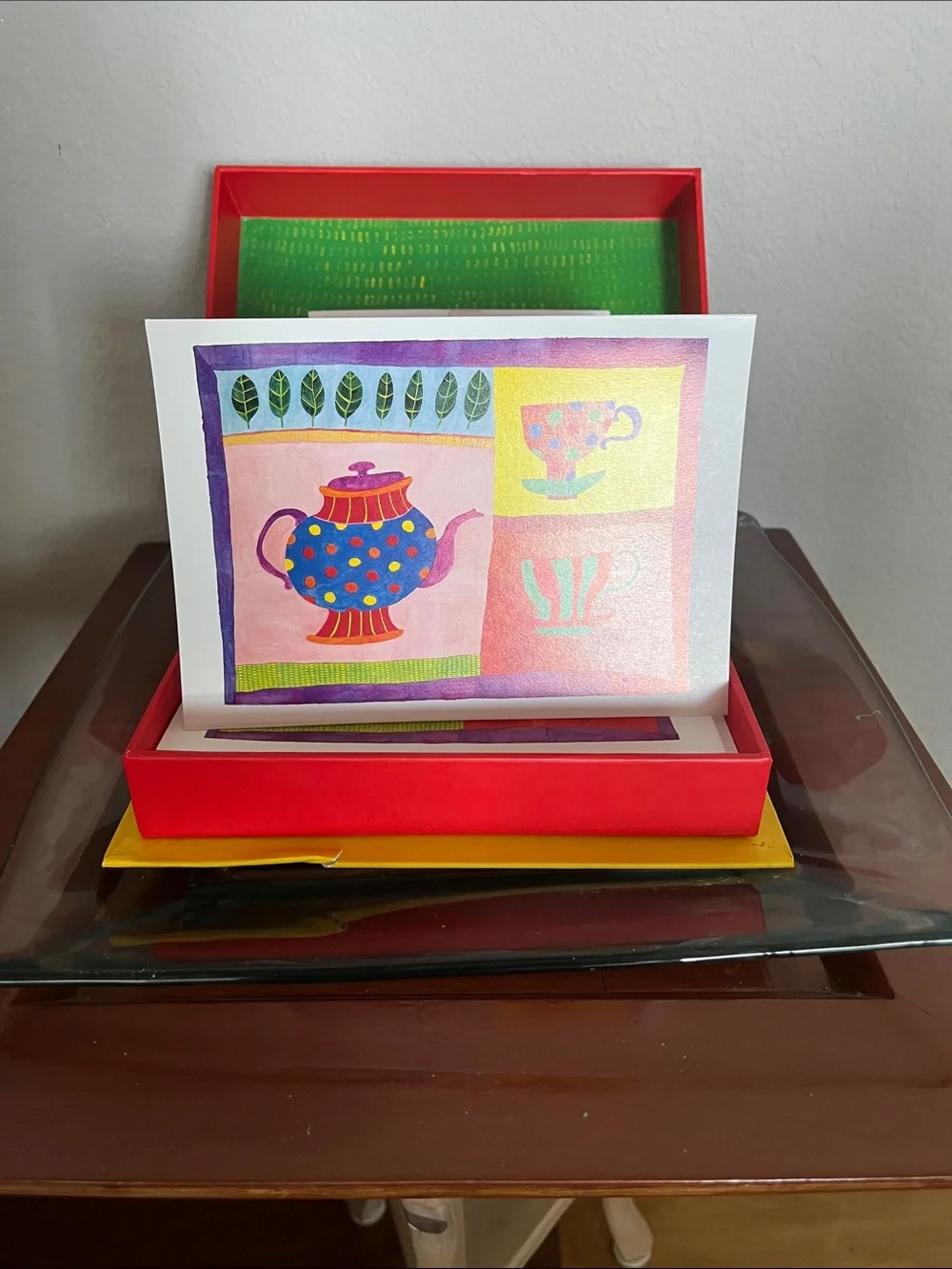 Blank notes with envelopes in a gift box